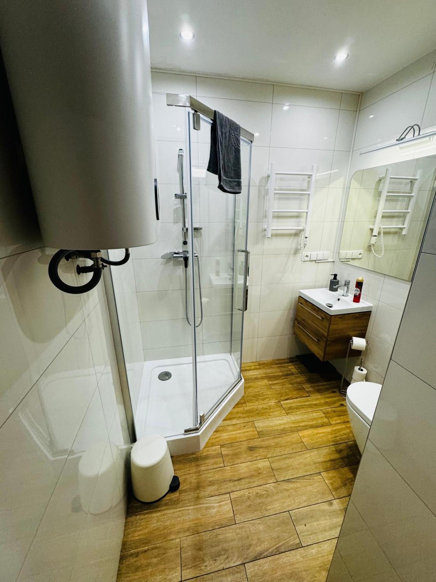 Apartament Flaming Z Balkonem - Scisle Centrum Naprzeciwko Pkp I Pks - Self Check In - Darmowy Parking - Pozne Wymeldowanie - Wystawiamy Fv Opole Exterior foto